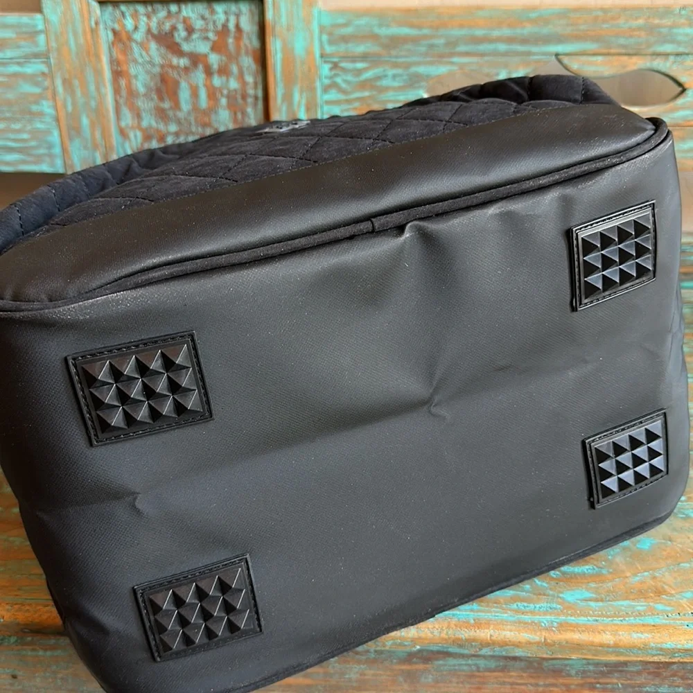 NWT Black Quilted Dog Carrier Backpack from Trisha Yearwood Pet Gear